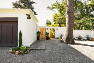 Casa Blanca Suite A1 - New, Private, Cozy! - Montecito - 1