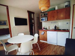Appartement 2 chambres avec une grande Terrasse Accès gratuit Piscine, Jacuzzi, salle de sport - Chamrousse - 2
