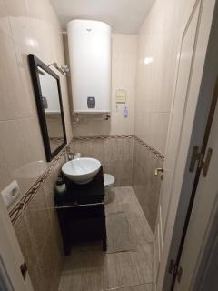 Plaza Apartment Parking Free - 2
