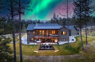 Luxe Lakeside New Build by Flathead Lake Speakeasy - Somers - 0