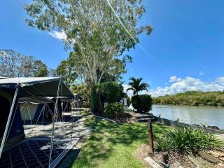 Mycow Accommodation Mackay - 2