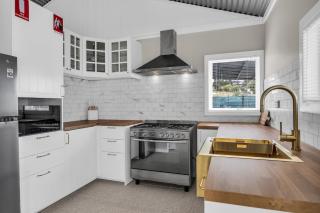 Settlers Cottage and Settle Inn - Broadwater - 8