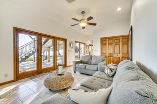 Waterfront Home with Boat Dock and Deck in Storm Lake! - Storm Lake - 7