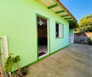 Praia da Vila 5HOSP- CASA com Cozinha EXCLUSIVA e Equipada - WI-FI- Garagem - Varanda c Churrasqueira - 1KM BR 101 - Imbituba - 2