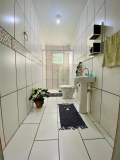 Casa com churrasqueira- Cozinha equipada- Wi-Fi rápido- Garagem- Ideal para Famílias- Praia- Vila Nova, Imbituba - 4