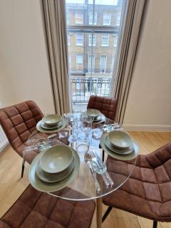 Clarges- Selfridges Deluxe Apartments - 5