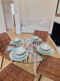 Clarges- Selfridges Deluxe Apartments - 2
