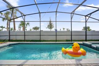 Upstay 10BR Family Retreat w Pool Hot Tub & Games - 3