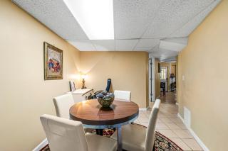 20Miles from Atlanta Pet Friendly Private Backyard - 8