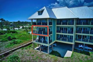 Beachfront with Boat Parking and Shared Pool, Hot Tub, Unobstructed Gulf Views - Indian Pass - 6