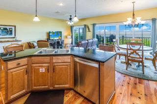 Beachfront with Boat Parking and Shared Pool, Hot Tub, Unobstructed Gulf Views - Indian Pass - 5