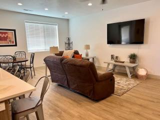 Luxury Red Rock Townhome - 42- St George Santa Clara - Santa Clara - 2