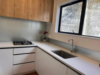 New Greenhithe Cozy Flat - 7