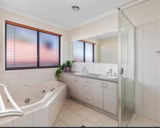 Tuscany Experience - 50 minute drive from Melbourne CBD - 2