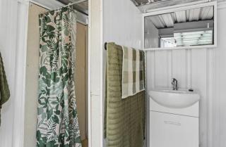 White Beach Retreat - 6