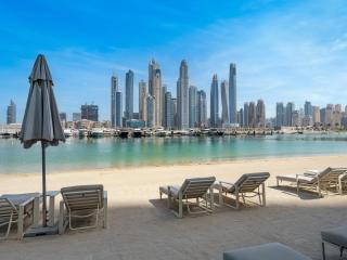 Upscale family friendly 4 bedroom on Private Beach with Amazing Views - Dubai - 4
