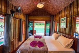Khaosok Lake House At Ratchaprapa Dam - - 8
