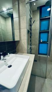 Robertson Bukit Bintang Suites Kuala Lumpur - 4