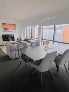 Room available near airport - 1