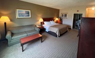 Quality Inn & Suites Grants - I-40 - Grants - 4