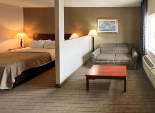 Quality Inn & Suites Grants - I-40 - Grants - 1