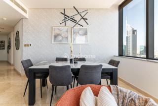 Luxury DIFC Apartment Close to Downtown Dubai - 3