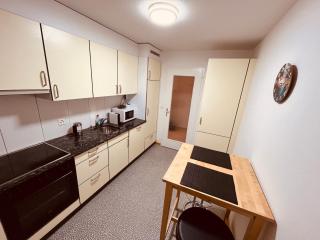3-Room Apartment for Business Travelers & Families, Free WiFi & TV with 70 Countries, DAZN, Sky, Netflix & Disney - Wynau - 6