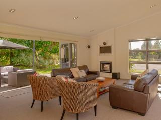 Cooks Getaway - Cooks Beach Holiday Home - Cooks Beach - 6