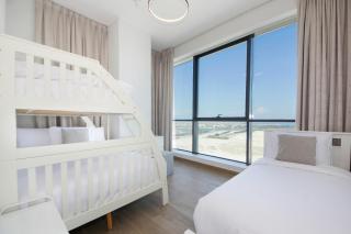Silk Valley - Luxurious 2b With Sea Views - Sharjah - 6
