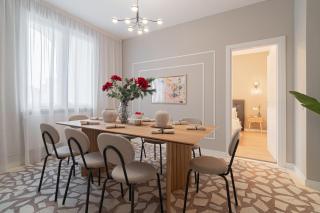 Loggia & Luxe 4BR Penthouse in Universitatii Area - 9