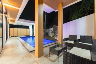 V149 La bella villa Brand New Fully Luxury - Ban Pak Lak - 0