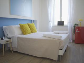 Bacoli Elegant Suite - Central & Minimal Design - 9