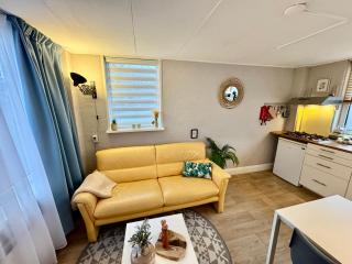 Zon, Zee & Zo - Comfortabel Vakantiehuis op Loopafstand Strand & Centrum - Egmond aan Zee - 0