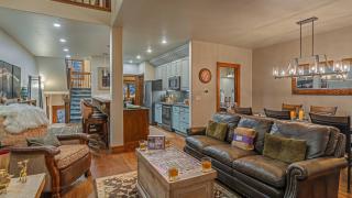 Pines 75 Townhome - 3