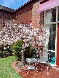 Federation Style 4 bedroom House with Ocean View - Lakes Entrance - 5