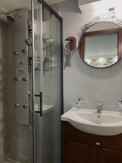 Alexandros Guesthouse - 6