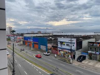 Kitnet Praia Grande - Aviação 500 metros da praia AR CONDICIONADO - GELADEIRA - FOGÃO - SOFÁ CAMA - WIFI - Praia Grande - 0