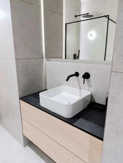 Spacious & Modern 3BR-2BA Apt - Varsovie - 6