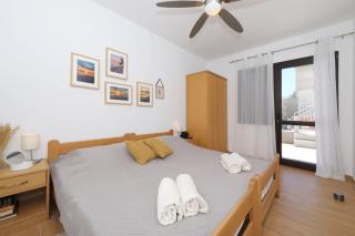 Hibis, No 2 - Starigrad-Paklenica - 3