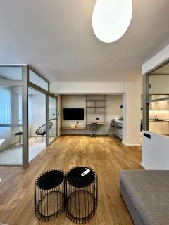 SKG Modern Apt 2 - 9