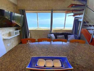 Beautiful oceanfront Penthouse - Tucacas - 9
