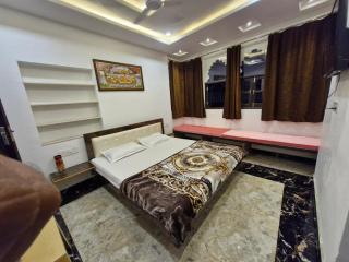 Noble Nest Homestay - 3