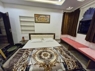 Noble Nest Homestay - 2
