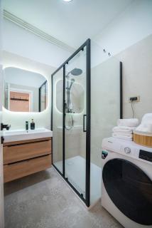 Pacha Luxury 2BR - Central Zagreb - 4