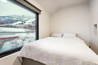Moderne hus med flott beliggenhet og nærhet til Narvikfjellet og byen - Narvik - 1
