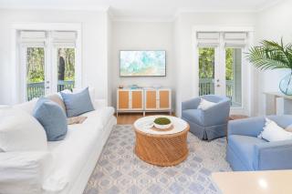 Hola Beaches Casita by Stay on 30A- Pool, Bikes, Golf Cart - Inlet Beach - 2