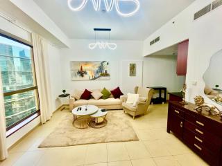 One bedroom apartment available in Front of Marina Beach Dubai - 8