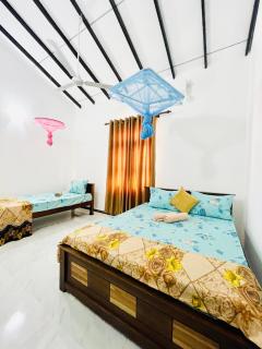 Fanisha Family Villa and Restaurant - 4