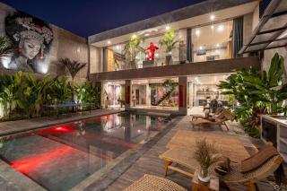 Artistic 4BD Villa with Private Pool & Jungle Vibes - Seminyak - 8