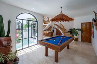Casa Diplomatico 4BR Seminyak Villa with Private Pool and Billiards - 6